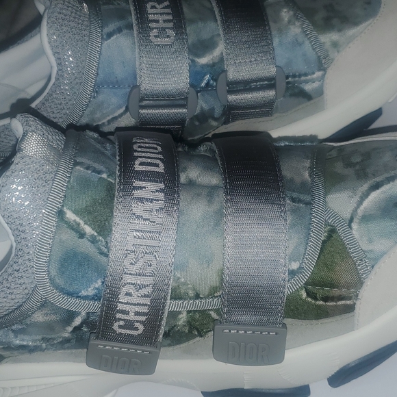 Dior women's sneaker size 10/40 D-Wander - Picture 3 of 8